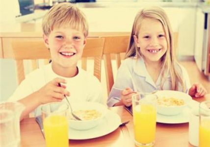 什么早餐不能吃 最伤害孩子的早餐是什么